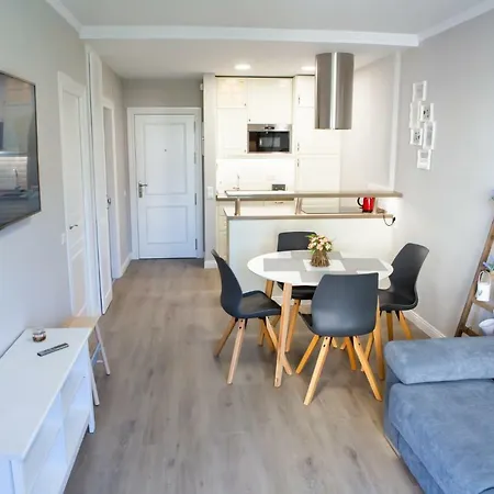 Apartment Beachfront In New